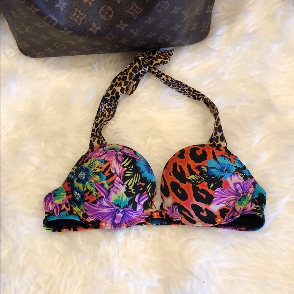 Victoria’s Secret bikini set - Picture 3 of 5